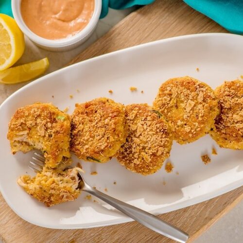 Crab Cakes with Creamy Cocktail Sauce