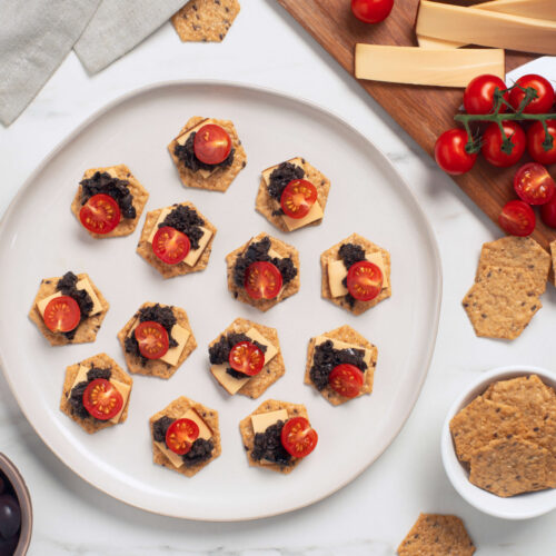 Smoked Gouda and Olive Tapenade Crunchmaster